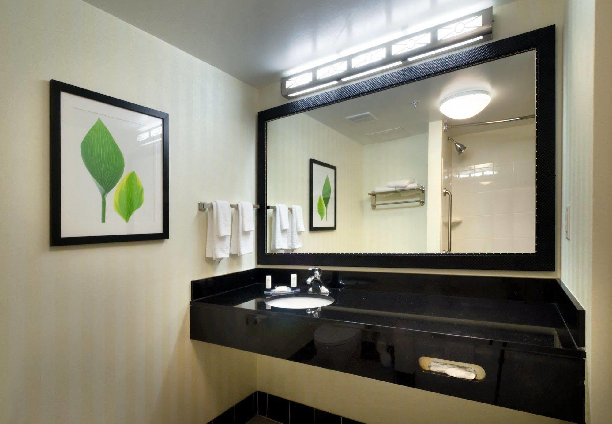 Fairfield Inn & Suites Wilmington Wrightsville Beach מראה חיצוני תמונה